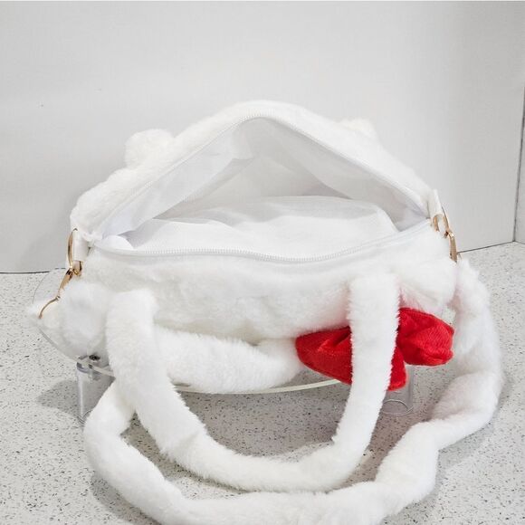 Hello Kitty, fluffy purse. Has handles and a strap. New - Picture 4 of 4